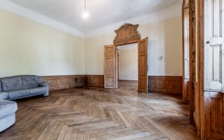 Apartament istoric pe Bulevardul Revoluției - Poză 4