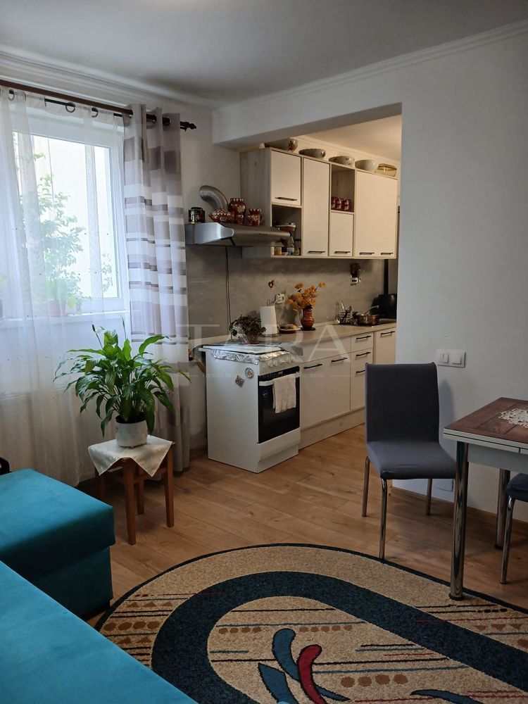 Apartament 2 camere, balcon 6 mp, garaj privat cu acces din apartament - Poză 2