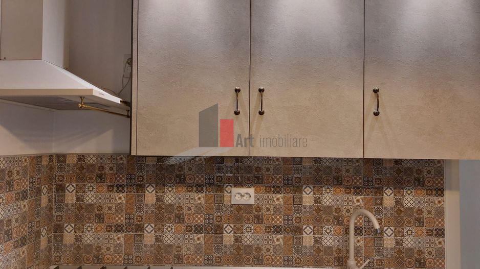 Apartament "COBERTURA", PENTHOUSE "PIATA SPANIEI", TERASA 63 mp, CONSOLIDAT 1978 - Poză 35