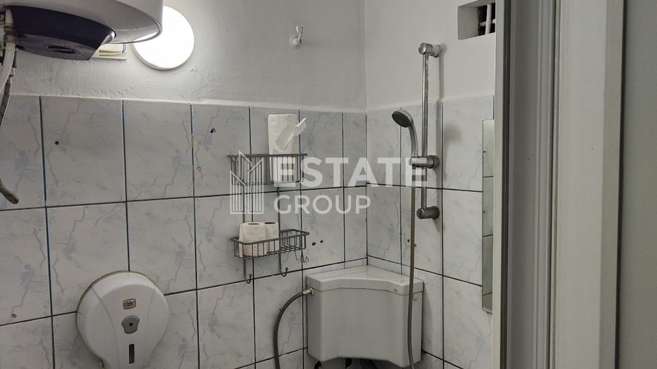 Garsoniera decomandata cu bucatarie si baie - Poză 10