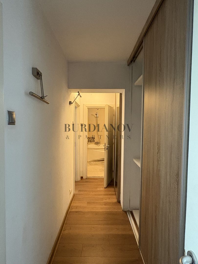 Apartament cu 3 camere - Metrou Costin Georgian - bd. 1 Decembrie 1918 - Poză 12