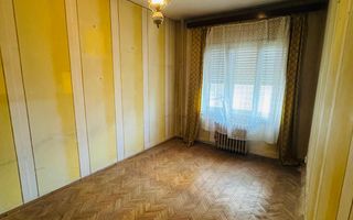De vanzare Apartament 3 camere, Central, Piata Mica, et 3/4, Arad - Poză 3