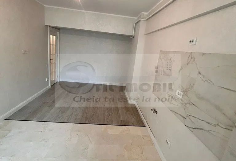Intabulat! Apartament Nou 2 camere, etaj 2, Royal Town Copou - Poză 1