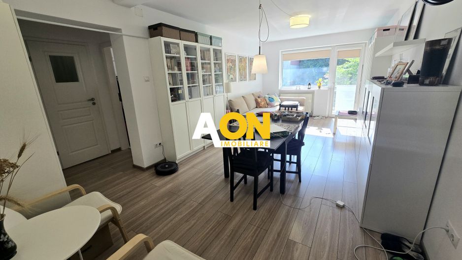 Apartament 3 Camere, Etaj 1 Cetate, Complet Renovat - Poză 1