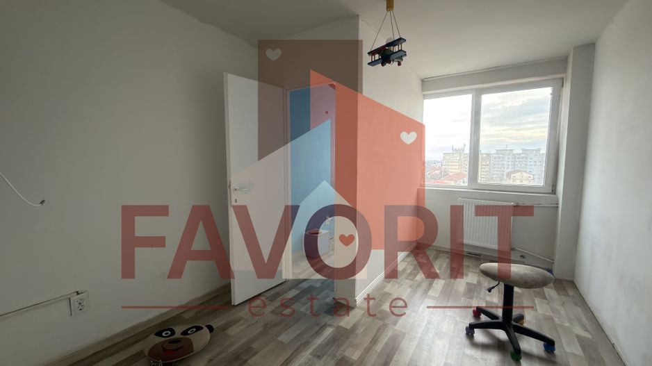 Etaj intermediar. Bloc izolat. Bucatarie inchisa - Poză 5