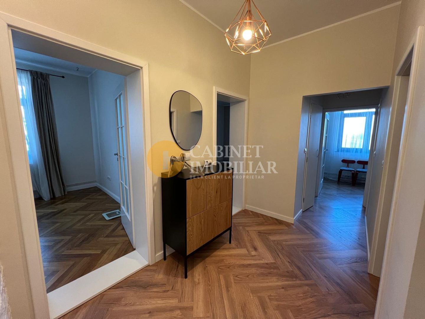 Sararie - 3 camere - Intabulat - Poză 15