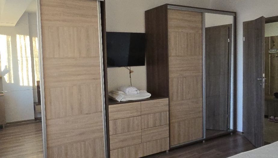 De inchiriat : Apartament 2 camere + loc parcare exterior - Poză 5