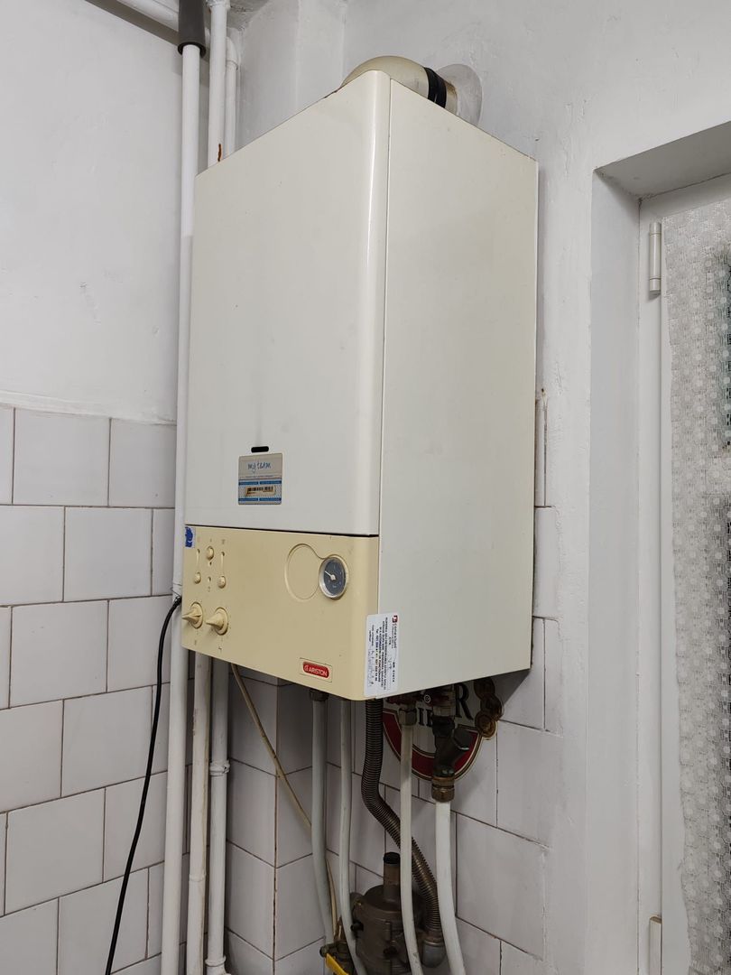 APARTAMENT 3 CAMERE, 1 DEC 1918/TRAPEZULUI - Poză 5