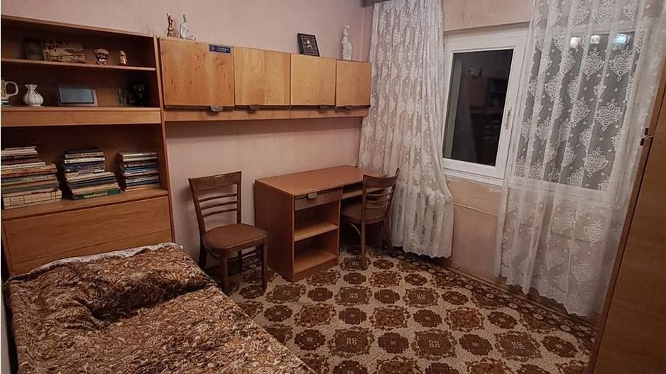 Etaj 1  Bucovina 3 camere decomandat - Poză 10