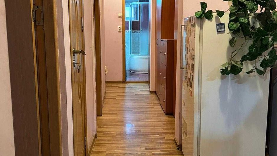 Vand 3 camere dec., confort 1, sos. Alexandriei - Piata Rahova - Teius - Poză 2