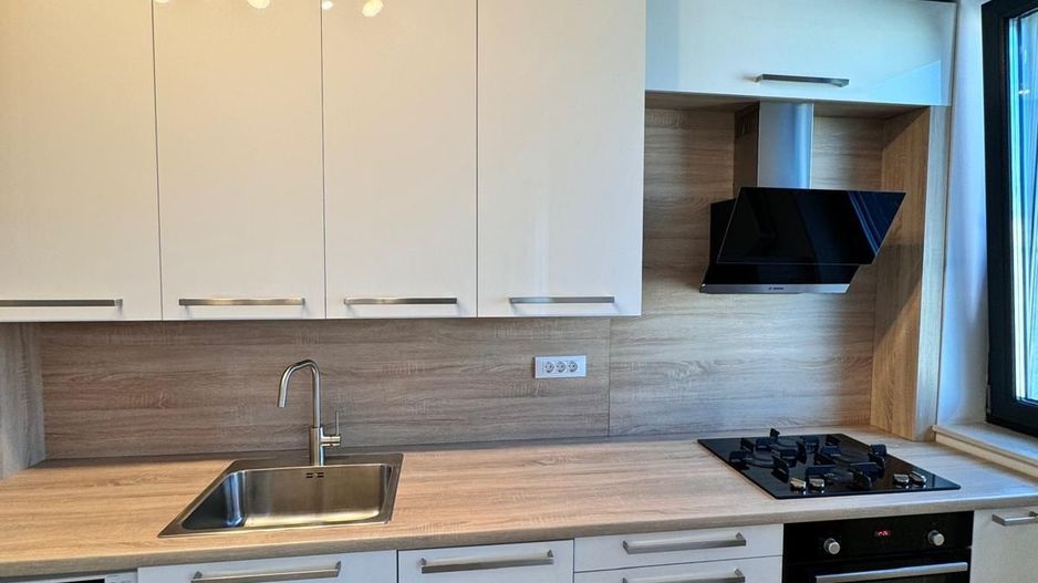 Apartament 2 camere de inchiriat Aviatiei Bloc Nou parcare - Poză 8