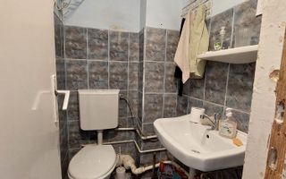 Apartament 4 camere decomandate, etaj intermediar, zonă excelentă. - Poză 8