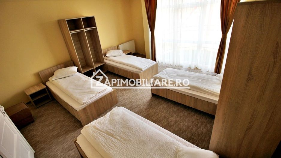 Casa 4 camere,4 bai,1 bucatarie,1 living,120 mp,500mp teren - Poză 5