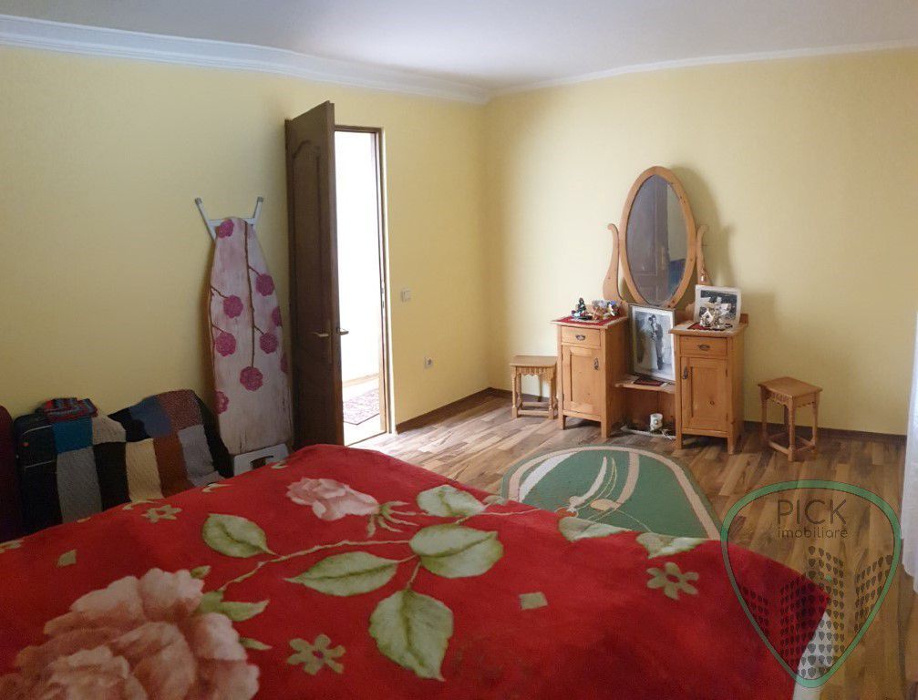 P 1015 - Casă cu 5 camere în Târgu Mureș, cartierul Unirii - Poză 5