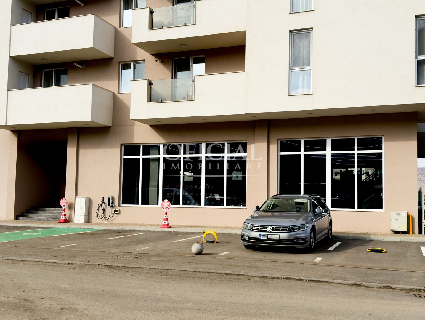 Spațiu 224 m2 | Clinica | Servicii | Birouri | Parcari | Zona VIVO BMW - Poză 2