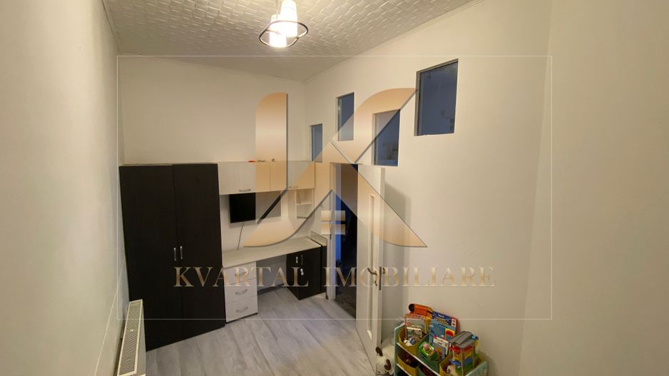 Apartament la casă 2 camere, curte , 62 mp Parneava ! - Poză 3