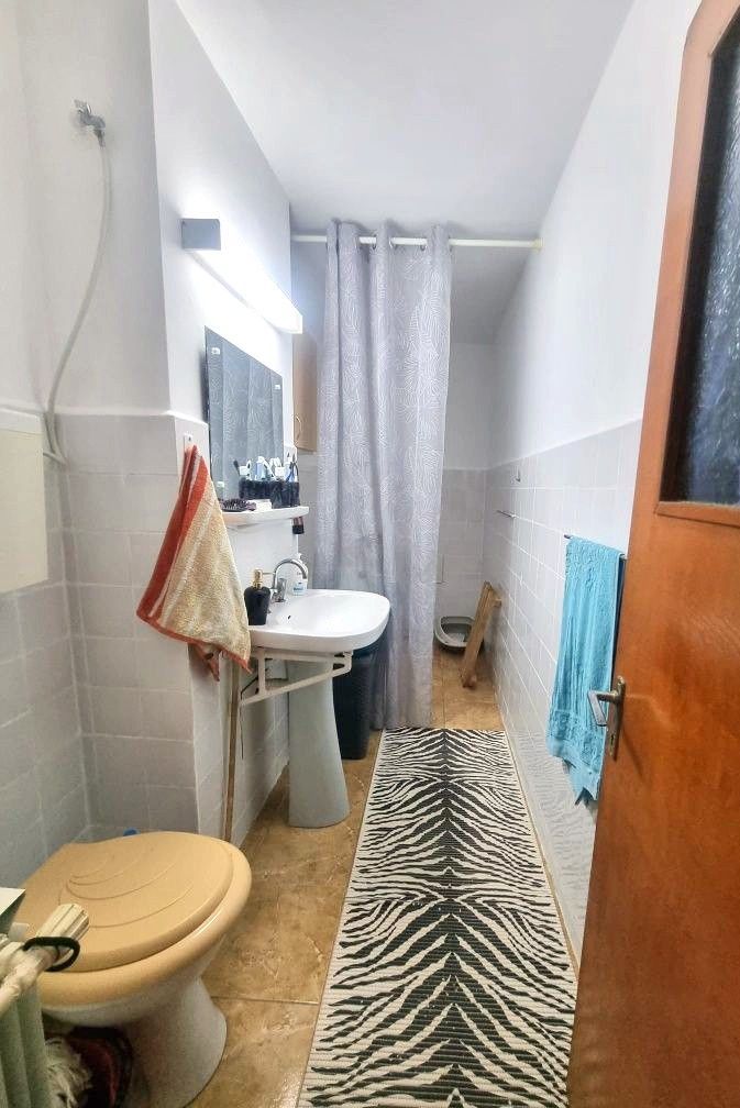 Vanzare 2 Camere Bd. Unirii Luxul Liniștii Monolit 1989 Vedere Spate 3 Balcoane - Poză 7