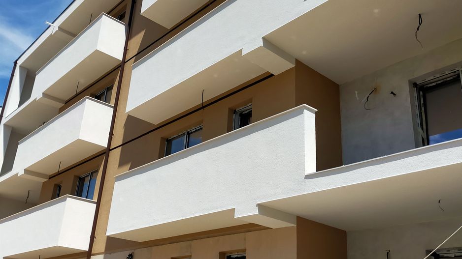 Apartamente în bloc nou finisate modern - Schiță 3