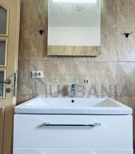 Apartament 4 camere de închiriat în Valea Lupului - Poză 6