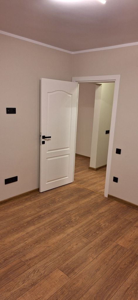 2 camere, etaj 1, Centru - Poză 3