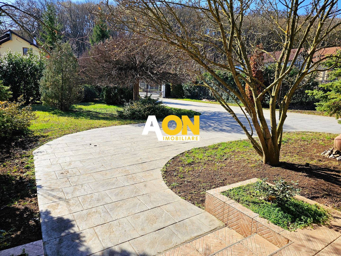 Casa 6 camere, mobilata, utilata, 1700 mp teren, langa padure - Poză 5