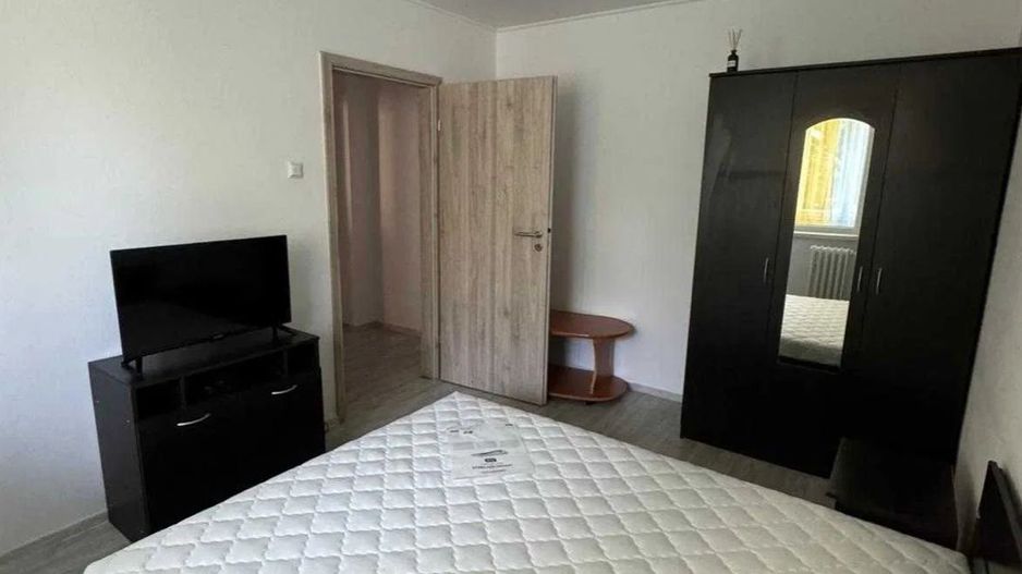 AP. 2 CAMERE OBOR- BLOC REABILITAT, BUCATARIE INCHISA, MOBILAT MODERN - Poză 3