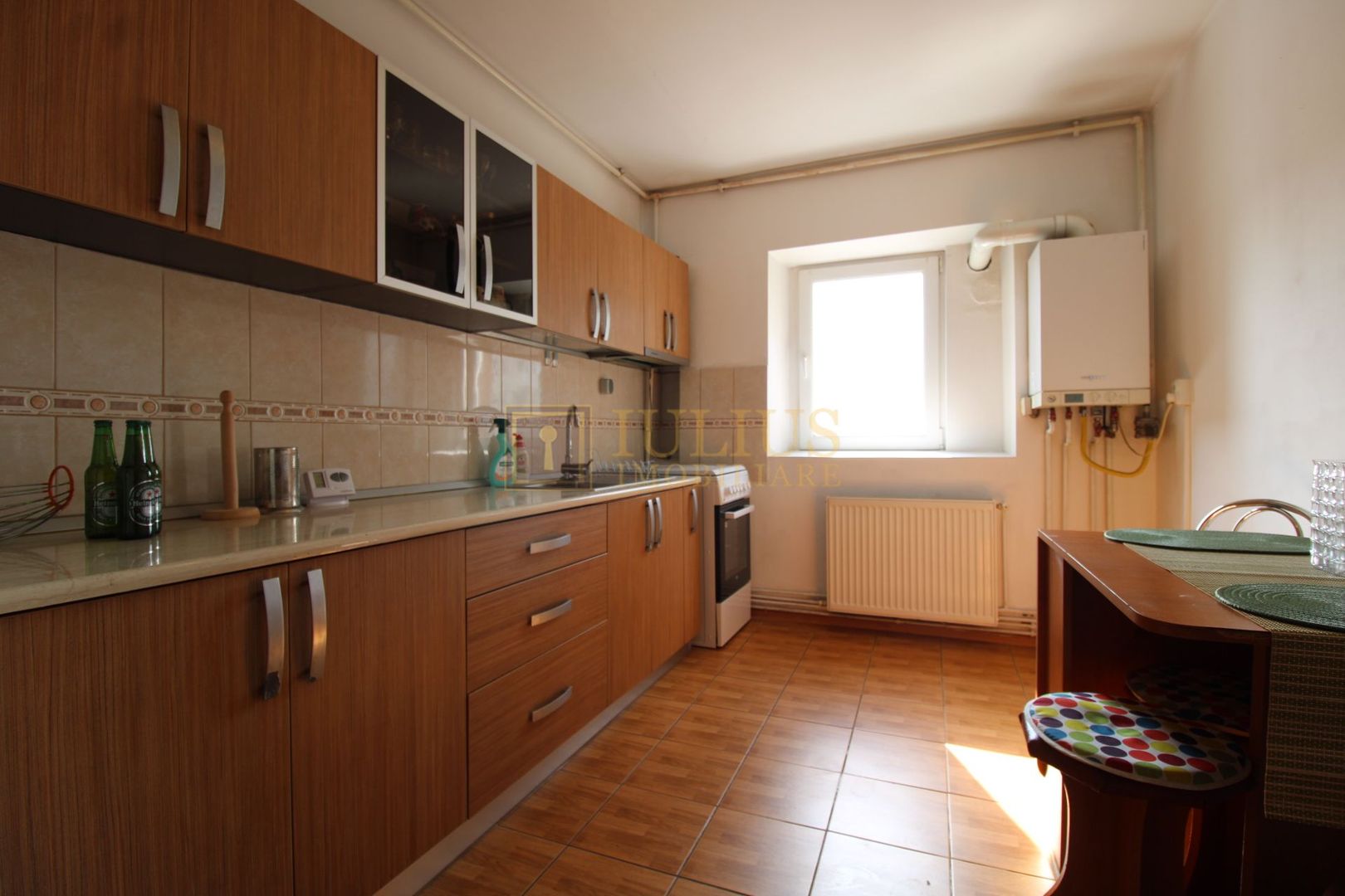 3 camere, decomandat, centrala proprie - Calea Martirilor - - Poză 1