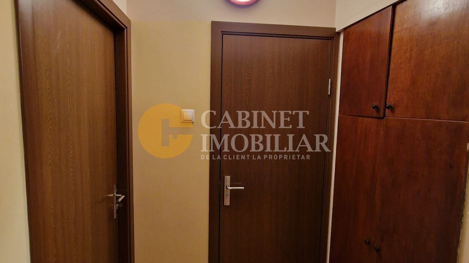 GARA - ARCU - 3 CAMERE DECOMANDAT - ETAJ INTERMEDIAR - BOXĂ + LOC DE PARCARE - Poză 5