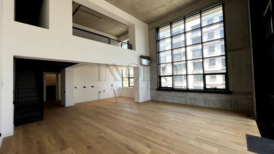 Brick Lofts Unitate pe 2 Niveluri nemobilata, Vedere Lac - Poză 3