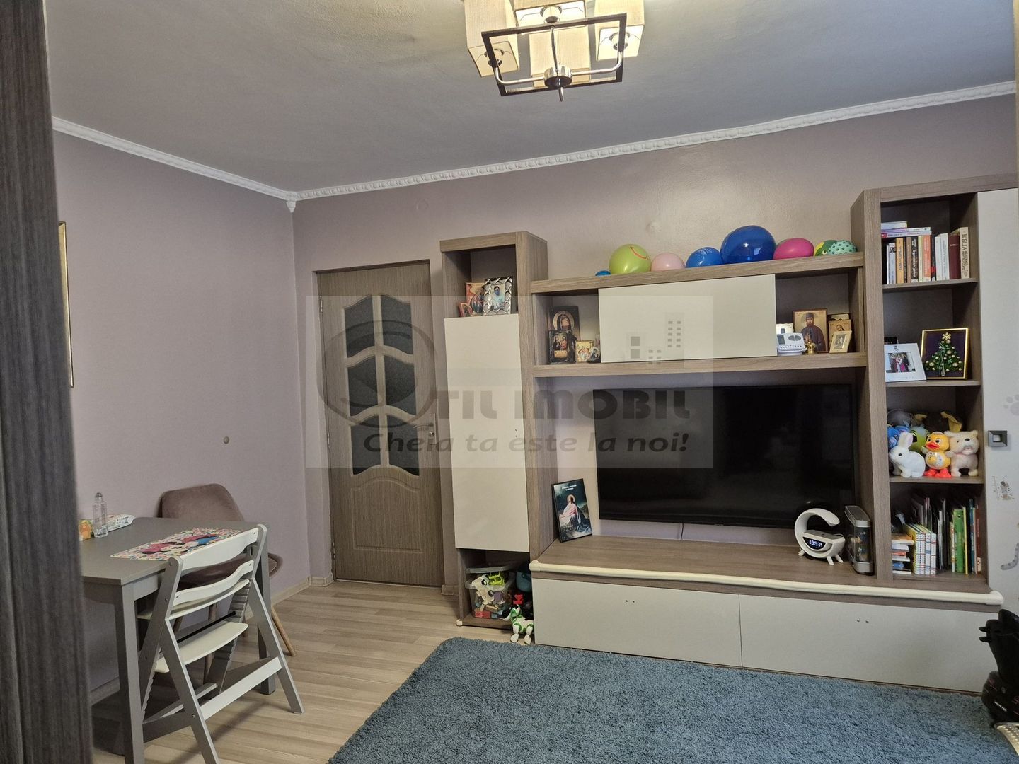 Apartament 2 camere, 80.000 Euro,Zona Alexandru cel bun - Poză 3