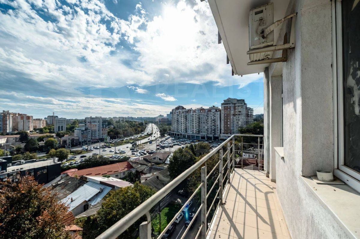 Chirie, apartament, 3 camere, str. Lev Tolstoi, Centru - Poză 14