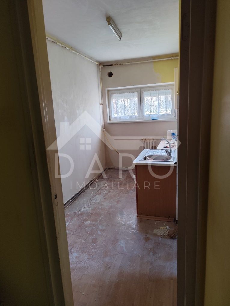 De vânzare apartament 2 camere - Poză 2