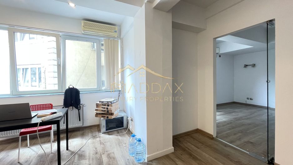 Spatiu birouri**5 camere **160 mp** // Piata Romana - Poză 16