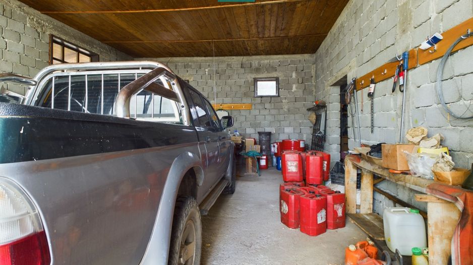 Casă tip duplex cu teren generos în Dezna - Poză 11