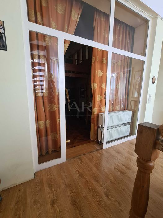 Vila de vanzare cu 7 camere in cartierul Grigorescu - Poză 2