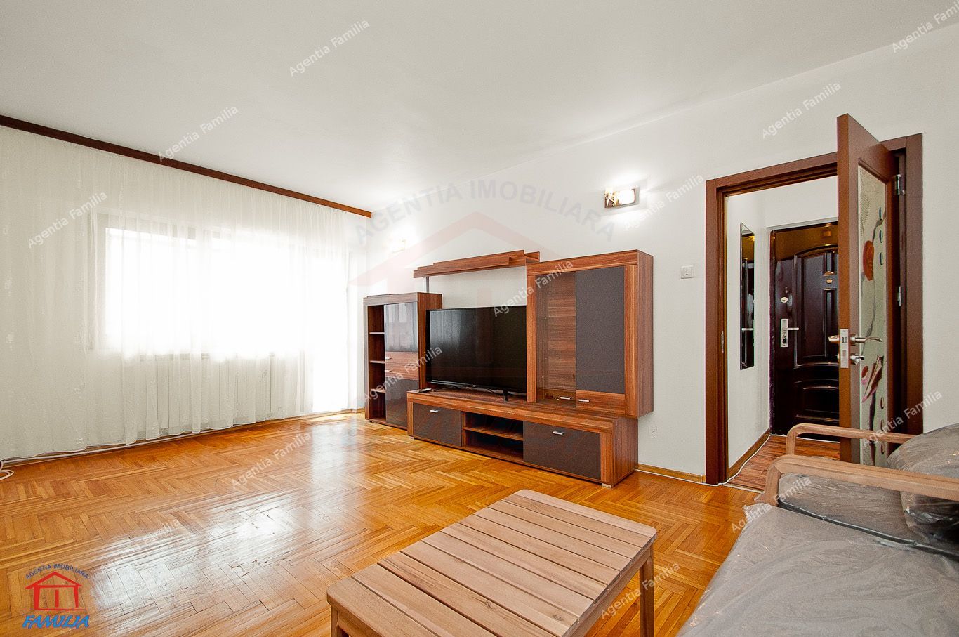 Vanzare apartament cu 2 camere, centru( Egreta, bloc din 90''), parter - Poză 2