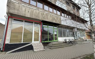 Spațiu Comercial Stradal 30 mp/Trafic Intens Auto și Pietonal/C.A.Române - Carei - Poză 1