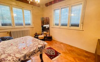 Casa spatioasa cu teren 739 mp in zona Mehala - Poză 6