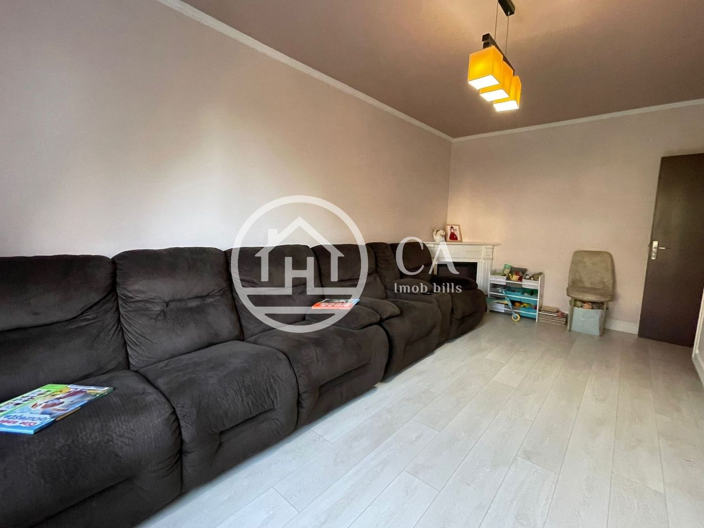 Apartament cu 3 camera de vanzare in zona Dacia, Oradea - Poză 6