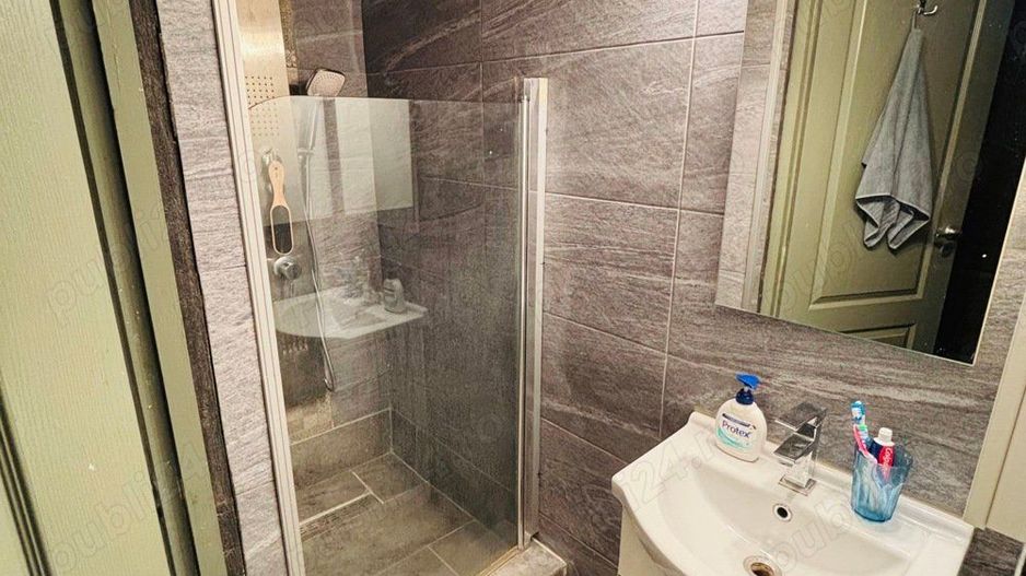 Vanzare apartament 3 camere - Poză 3