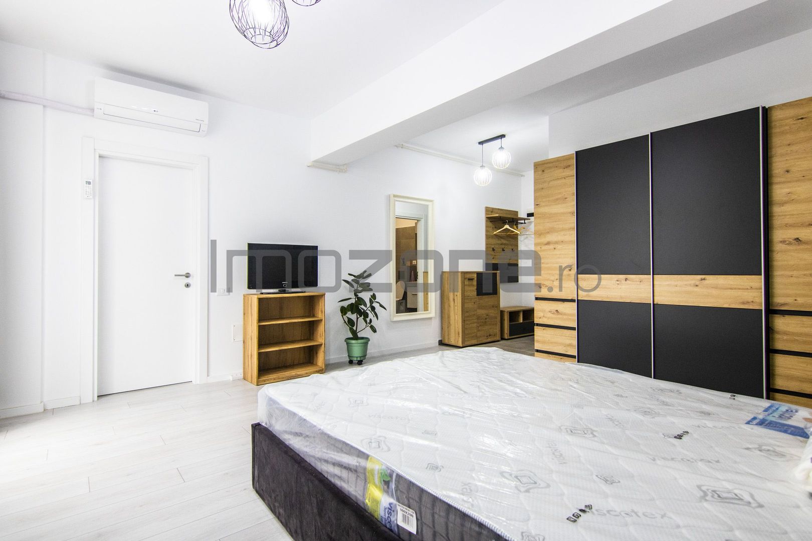 Garsoniera De Inchiriat | langa Metrou | Iuliu Maniu | Mobilata si Utilata - Poză 1