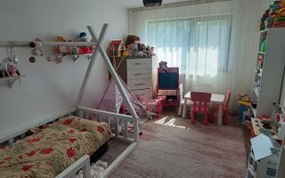 Vila 5 camere, Lebada , finisaje de lux, pret 295000 euro neg - Poză 6