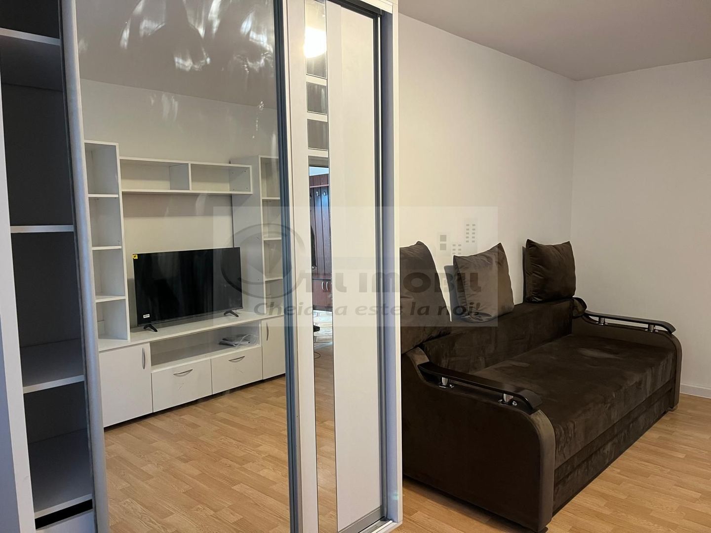 Apartament 2 camere decomandat NICOLINA - 399 EURO - Poză 4