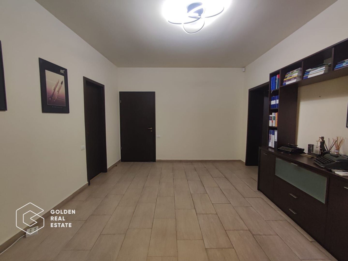 Spatiu cu multiple destinatii, 4 camere, locuri de parcare, Intim - Poză 5