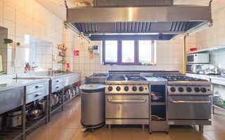 De vânzare – Proprietate comercială tip Restaurant & Salon Evenimente - Poză 20