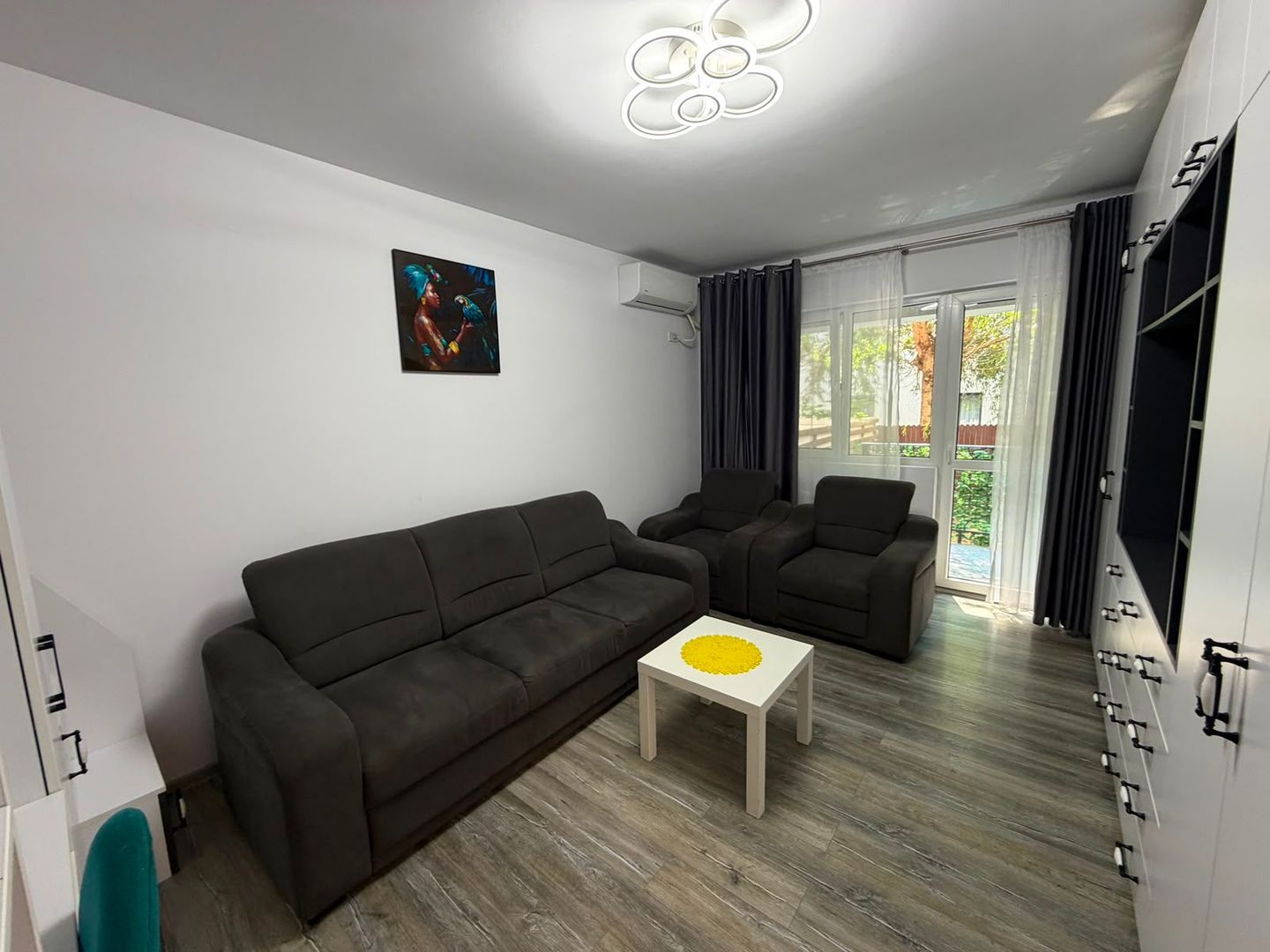 AP. 2 CAMERE - CURTE 60 MP, PARCARE INCLUSA, MOBILAT/UTILAT, COMIS 0% - Poză 2