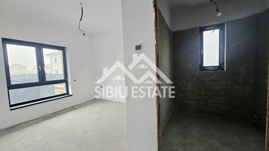 Casa parter cu pivnita, Sibiu locatie Cristian - Poză 17