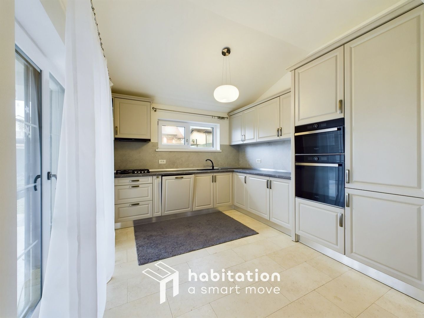 Casă de închiriat – confort și natură in Dumbrăvița - tur virtual - Poză 22