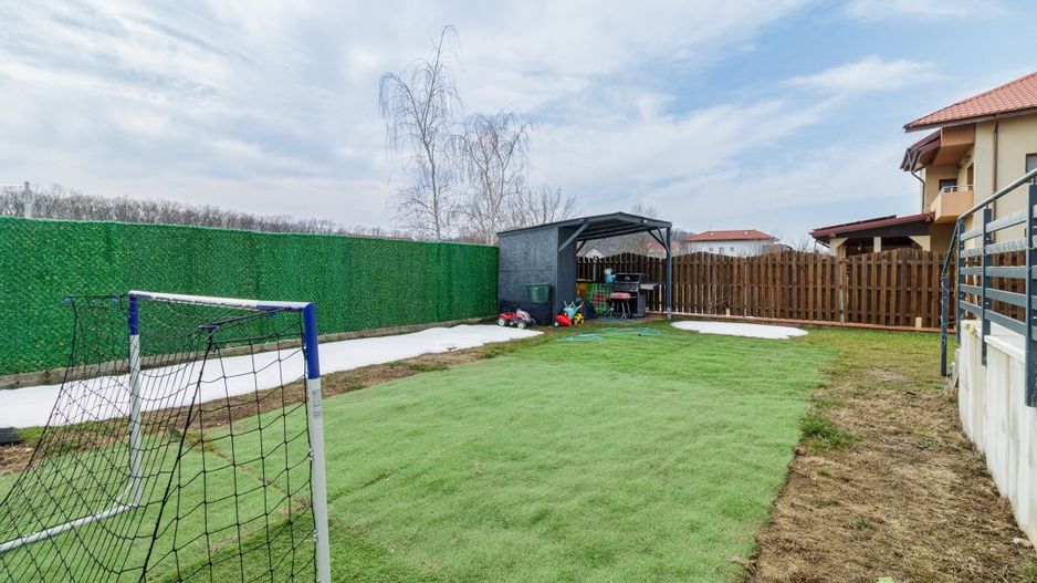 Casa Corbeanca P+1 cu 3 dormitoare si curte generoasa, terasa si loc de parcare - Poză 21