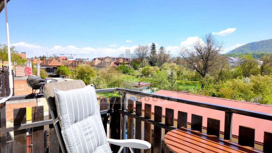 Apartament trei camere, 83 mp, vedere panoramică spre Tâmpa-Bartolomeu - Poză 9
